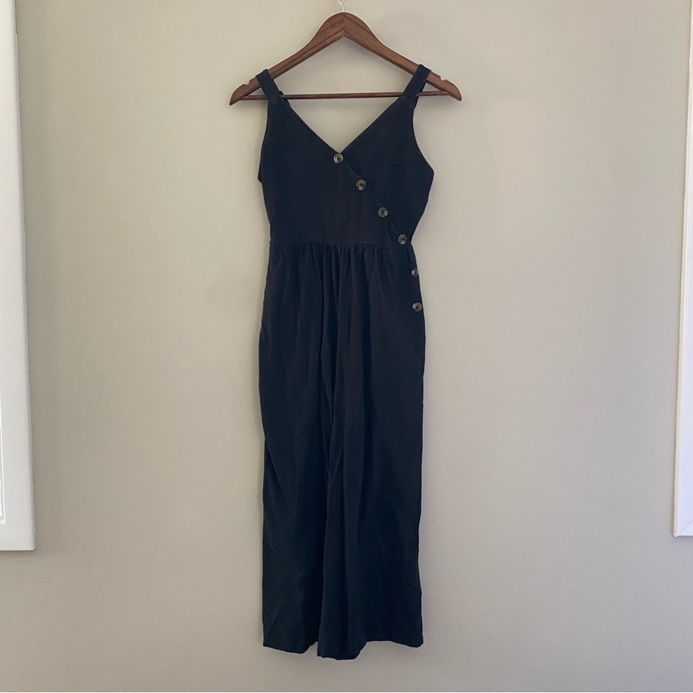 AMERICAN EAGLE Wide Leg Crop Button Detail Onesie Jumpsuit Romper Size S